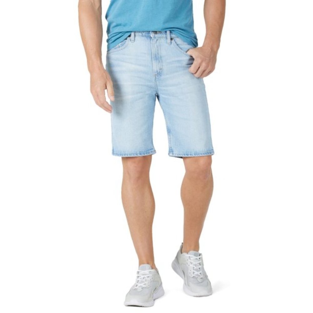Wrangler Men's Relaxed Fit 5-Pocket Denim Knee Length Shorts - Bleach Washed